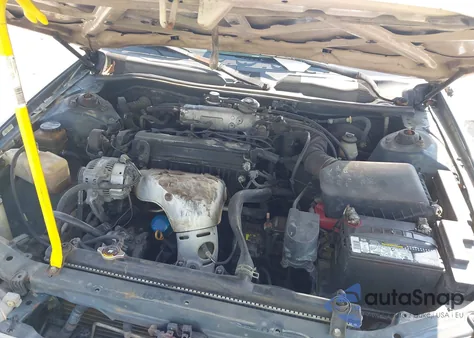 2001 Toyota Camry Le from USA, damaged, VIN JT2BG22KX10601621